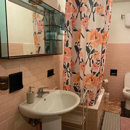 Shared In Palazzo Mazzini Apartment